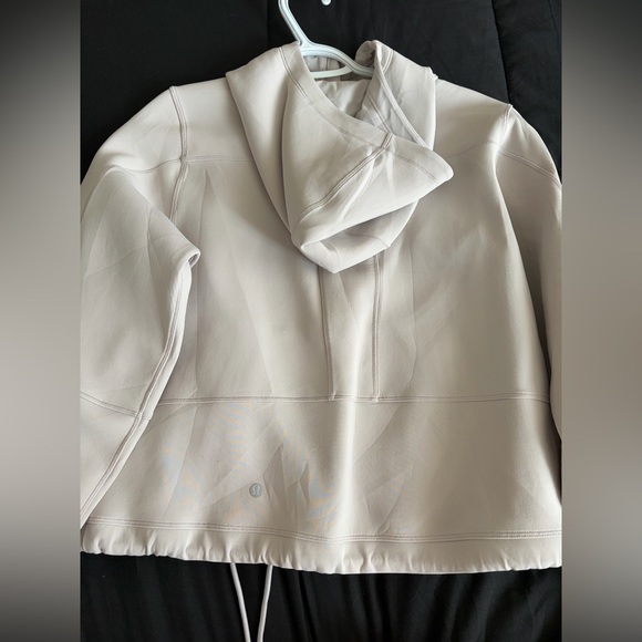 Lululemon sweater - Picture 7 of 7
